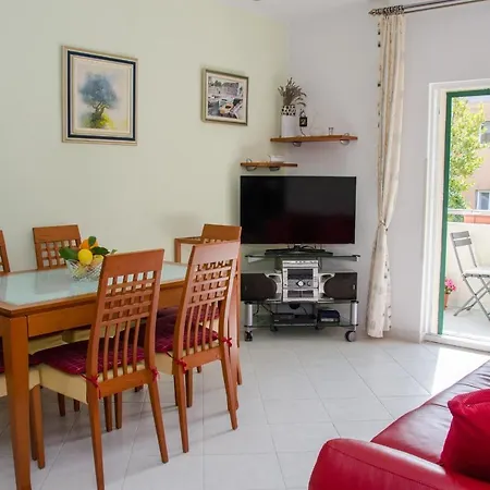 With A Parking Space - 11072 Split